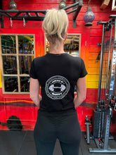 Afbeelding in Gallery-weergave laden, MOTIVATIONAL T-SHIRT STANDARDS HIGH SQUATS LOW
